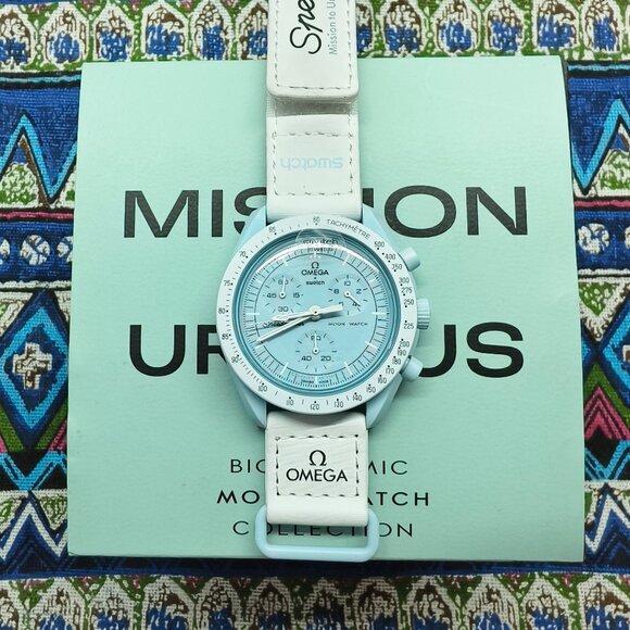 🌟POSH FRESH🌟 Omega X Swatch MoonSwatch Mission to Uranus Watch - Picture 1 of 5